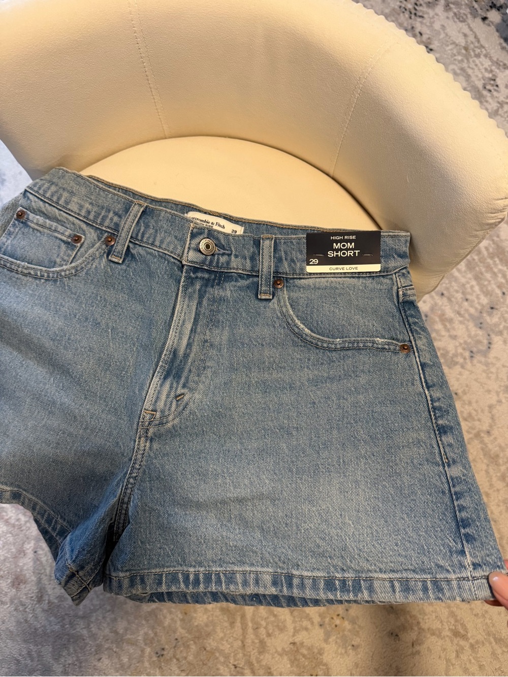 Abercrombie Curve Love Mom Shorts - Picture 3 of 9